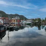 100M From Bryggen - Quiet Stay In Cobblestone Lane